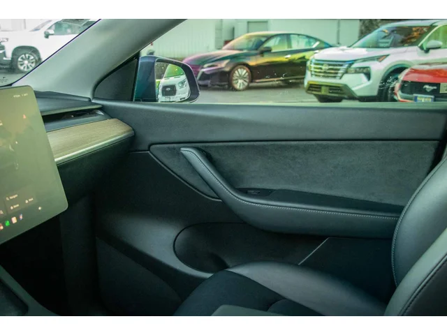 SEMINUEVOS TESLA Model Y a Estados en autogozo