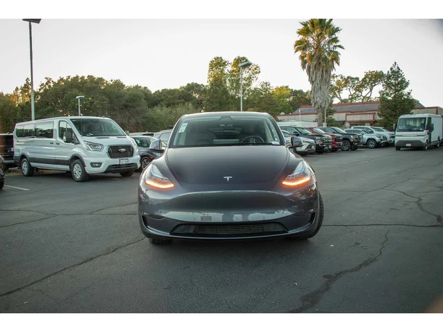 SEMINUEVOS TESLA Model Y a Estados en autogozo