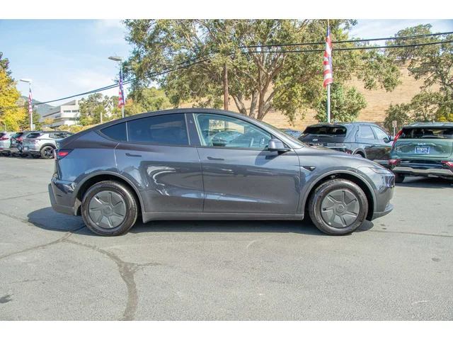 SEMINUEVOS TESLA Model Y a Estados en autogozo
