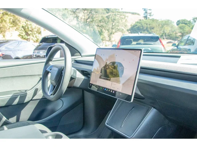 SEMINUEVOS TESLA Model Y a Estados en autogozo
