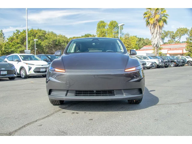 SEMINUEVOS TESLA Model Y a Estados en autogozo
