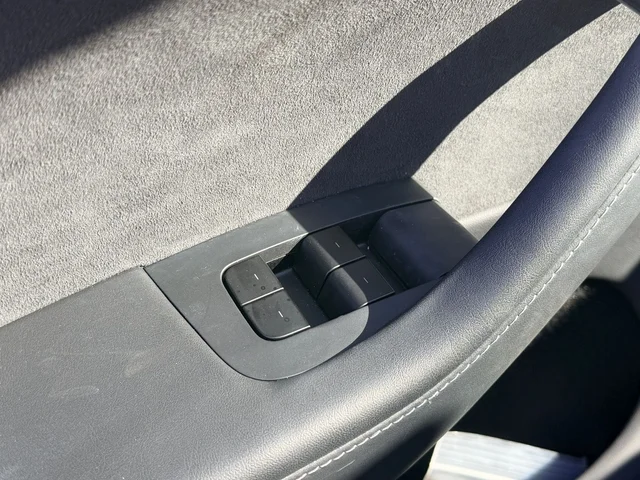 SEMINUEVOS TESLA Model Y a Estados en autogozo