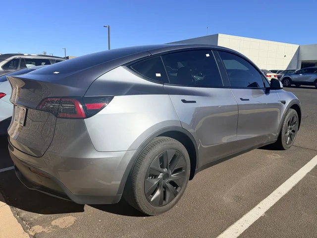 SEMINUEVOS TESLA Model Y a Estados en autogozo