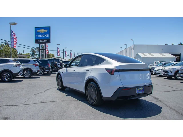 SEMINUEVOS TESLA Model Y a Estados en autogozo