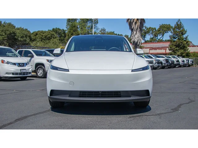 SEMINUEVOS TESLA Model Y a Estados en autogozo