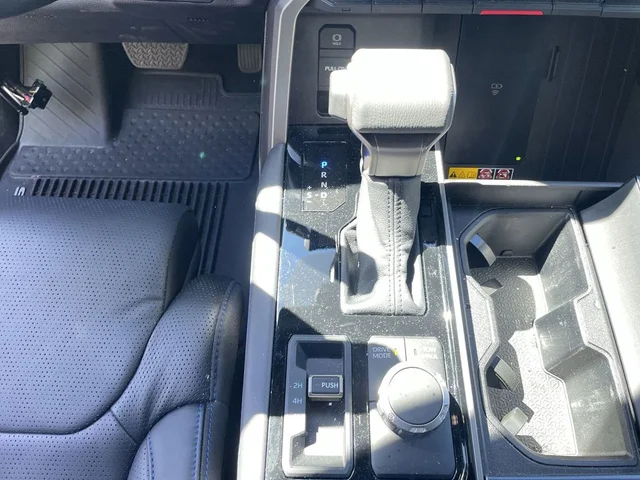 SEMINUEVOS TOYOTA Sequoia a Estados en autogozo