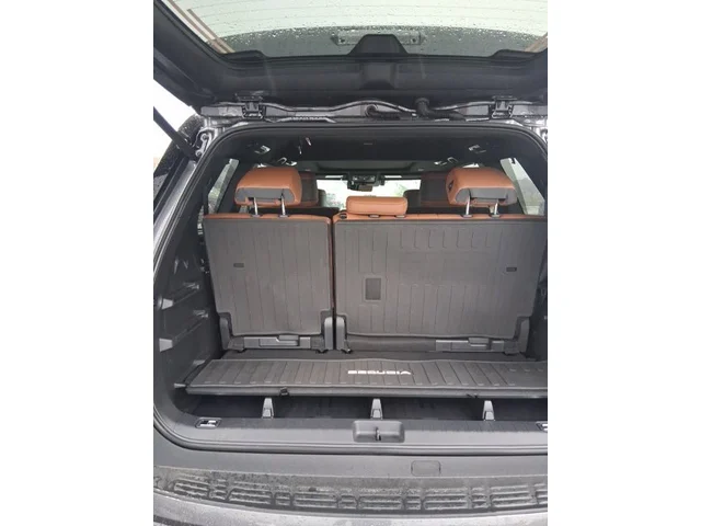 Nuevos TOYOTA SEQUOIA à Estados chez autogozo