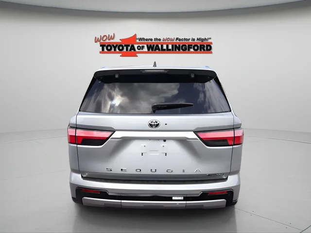 Nuevos TOYOTA SEQUOIA à Estados chez autogozo