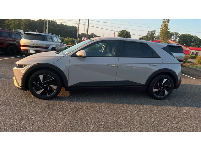 Nuevos HYUNDAI IONIQ 5 at Gainesville Hyundai in Gainesville