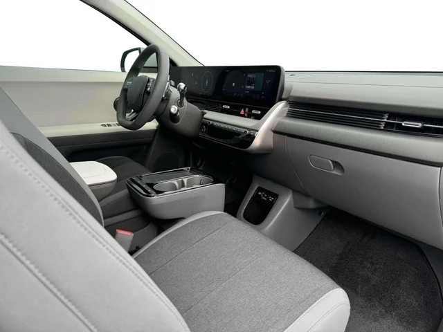 Nuevos HYUNDAI IONIQ 5 at Tustin Hyundai in Tustin   