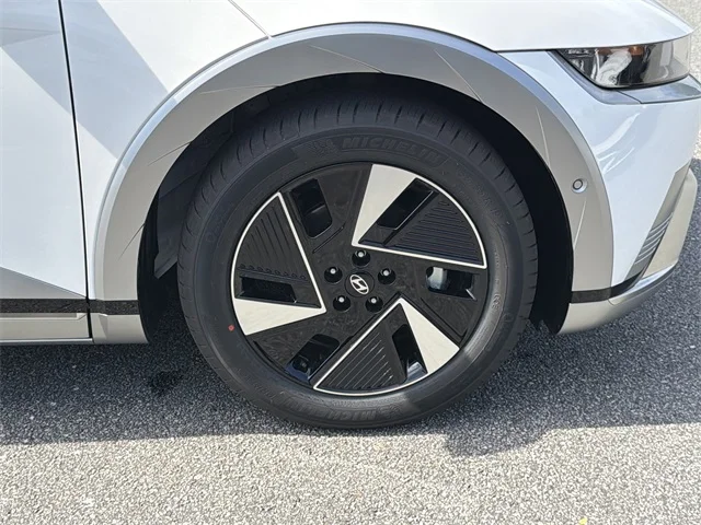 Nuevos HYUNDAI IONIQ 5 at Gainesville Hyundai in Gainesville