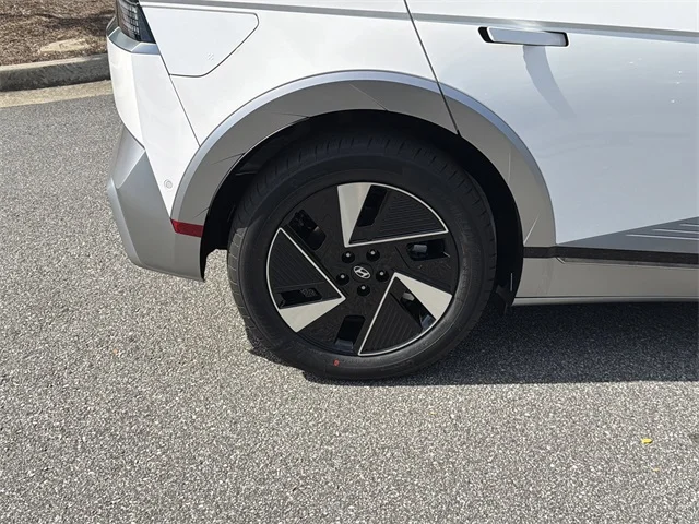 Nuevos HYUNDAI IONIQ 5 at Gainesville Hyundai in Gainesville