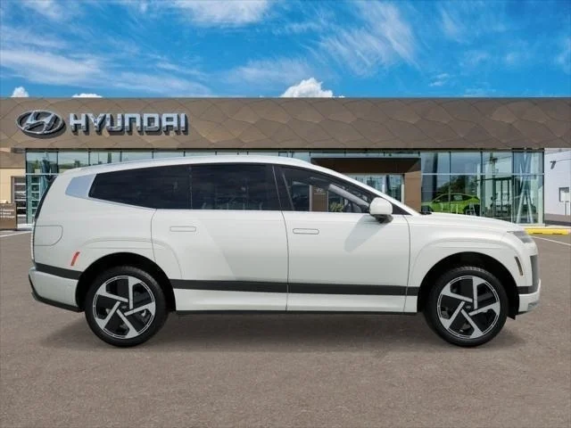 Nuevos HYUNDAI IONIQ 9 at Tustin Hyundai in Tustin   
