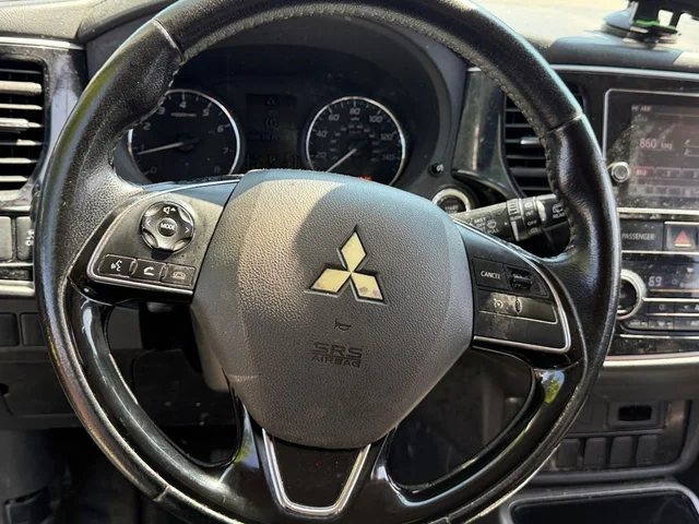 SEMINUEVOS MITSUBISHI Outlander a Estados en autogozo