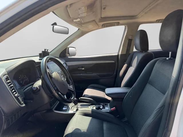 SEMINUEVOS MITSUBISHI Outlander a Estados en autogozo