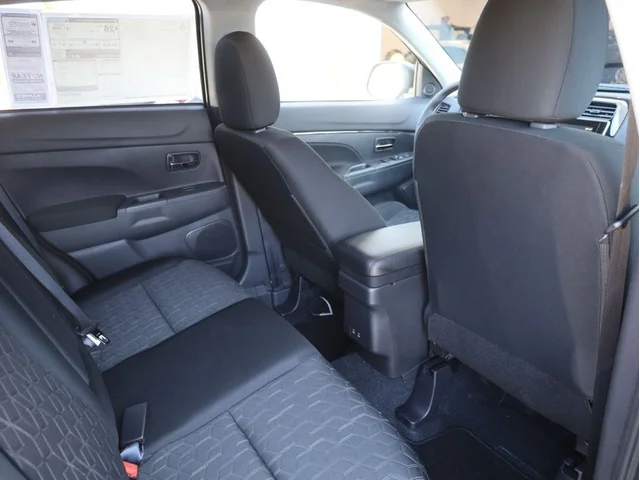 Nuevos MITSUBISHI OUTLANDER SPORT à Estados chez autogozo