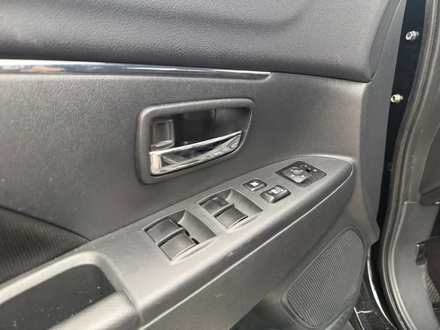 SEMINUEVOS MITSUBISHI Outlander Sport a Estados en autogozo