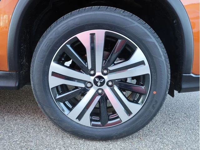 Nuevos MITSUBISHI OUTLANDER SPORT à Estados chez autogozo
