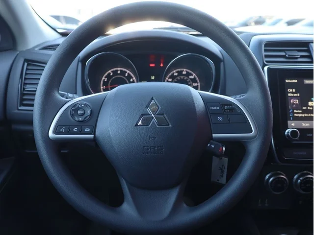 Nuevos MITSUBISHI OUTLANDER SPORT à Estados chez autogozo