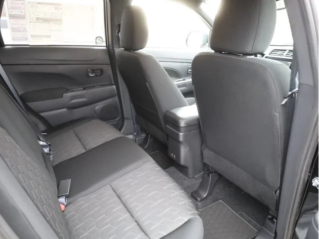 Nuevos MITSUBISHI OUTLANDER SPORT à Estados chez autogozo