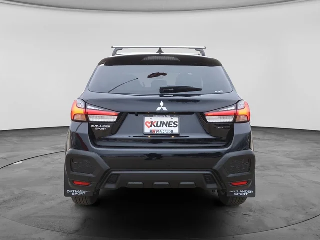 Nuevos MITSUBISHI OUTLANDER SPORT à Estados chez autogozo