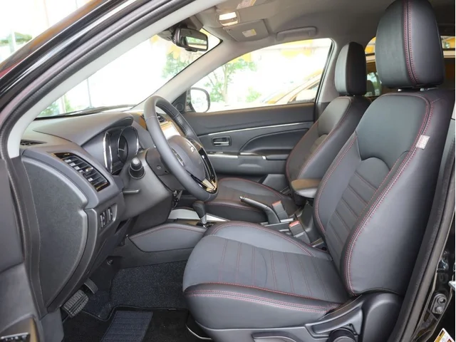Nuevos MITSUBISHI OUTLANDER SPORT à Estados chez autogozo