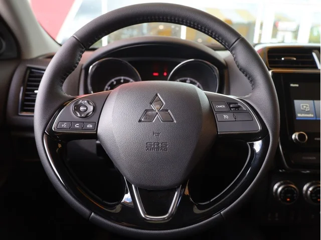 Nuevos MITSUBISHI OUTLANDER SPORT à Estados chez autogozo