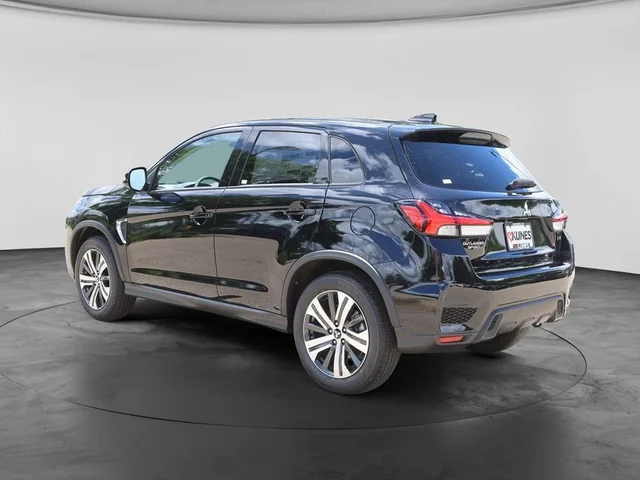 Nuevos MITSUBISHI OUTLANDER SPORT à Estados chez autogozo
