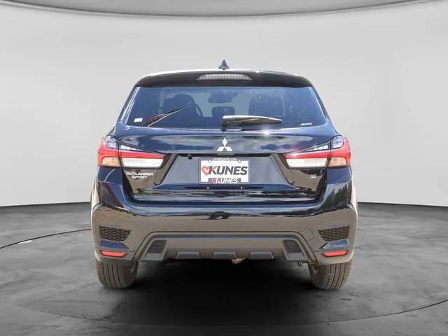 Nuevos MITSUBISHI OUTLANDER SPORT à Estados chez autogozo