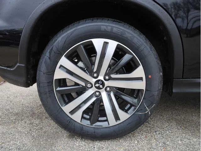 Nuevos MITSUBISHI OUTLANDER SPORT à Estados chez autogozo