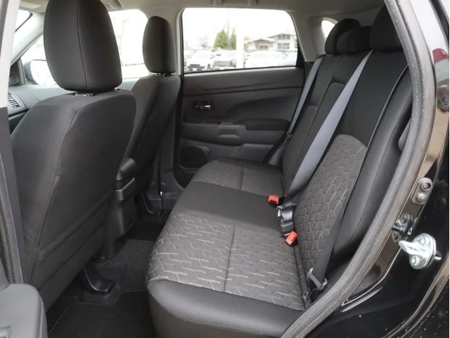 Nuevos MITSUBISHI OUTLANDER SPORT à Estados chez autogozo