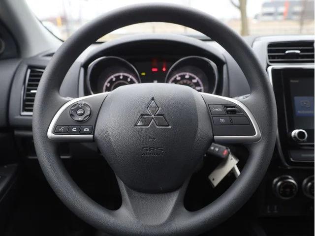 Nuevos MITSUBISHI OUTLANDER SPORT à Estados chez autogozo