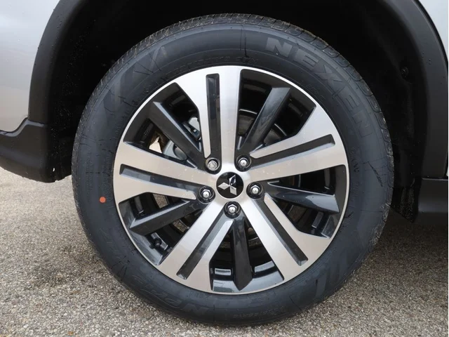 Nuevos MITSUBISHI OUTLANDER SPORT à Estados chez autogozo