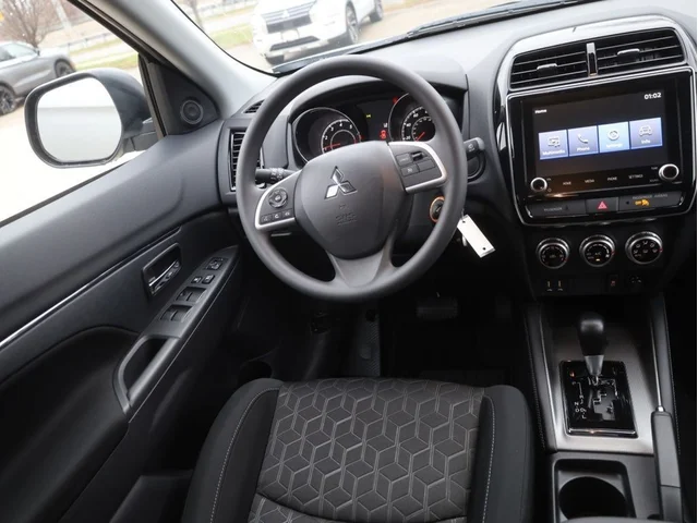 Nuevos MITSUBISHI OUTLANDER SPORT à Estados chez autogozo