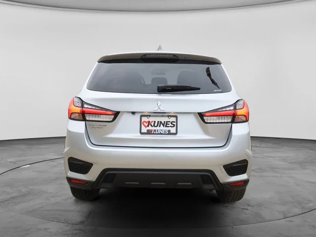 Nuevos MITSUBISHI OUTLANDER SPORT à Estados chez autogozo