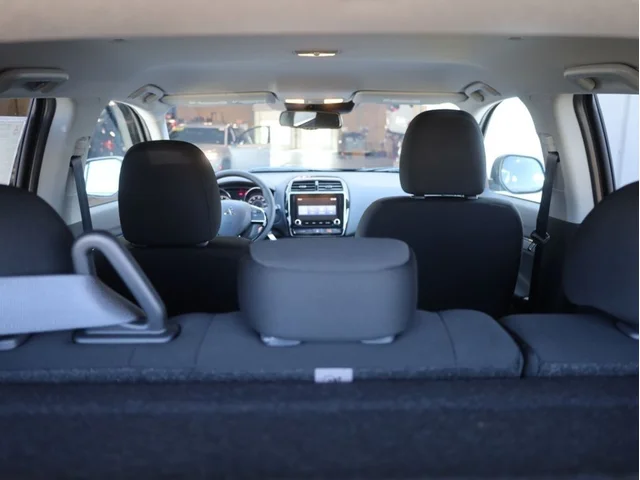 Nuevos MITSUBISHI OUTLANDER SPORT à Estados chez autogozo