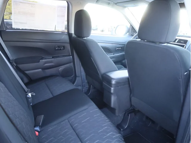 Nuevos MITSUBISHI OUTLANDER SPORT à Estados chez autogozo