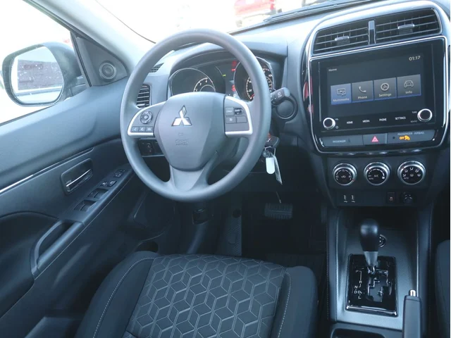Nuevos MITSUBISHI OUTLANDER SPORT à Estados chez autogozo