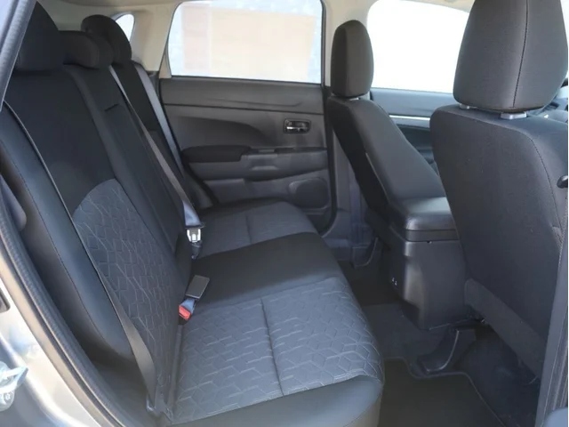 Nuevos MITSUBISHI OUTLANDER SPORT à Estados chez autogozo