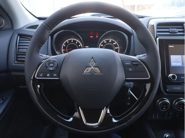 Nuevos MITSUBISHI OUTLANDER SPORT à Estados chez autogozo