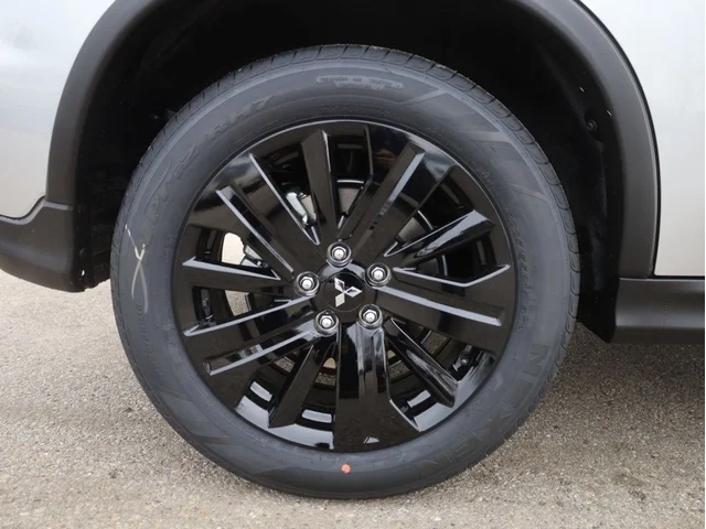 Nuevos MITSUBISHI OUTLANDER SPORT à Estados chez autogozo