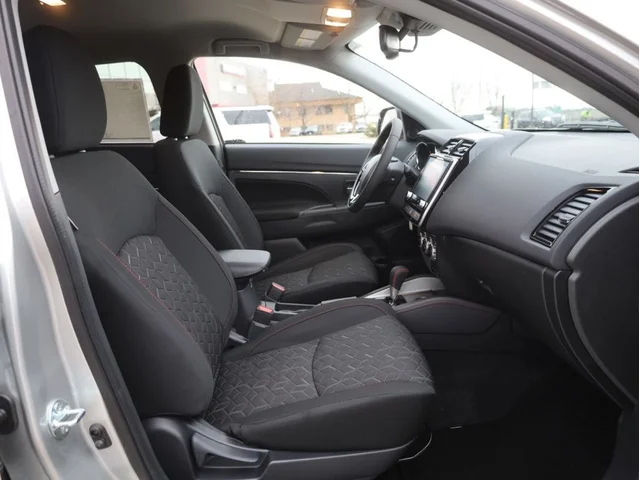 Nuevos MITSUBISHI OUTLANDER SPORT à Estados chez autogozo