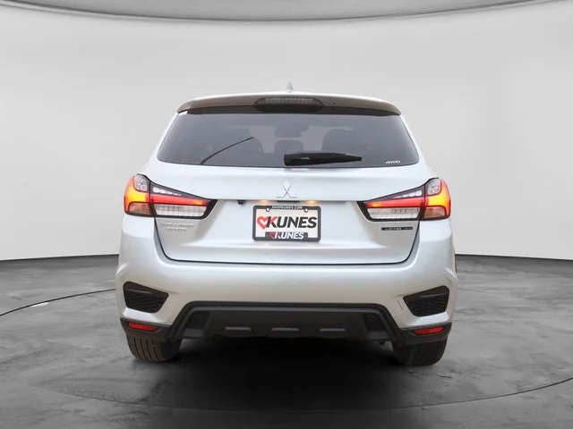 Nuevos MITSUBISHI OUTLANDER SPORT à Estados chez autogozo