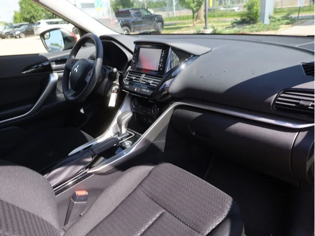 Nuevos MITSUBISHI ECLIPSE CROSS à Estados chez autogozo