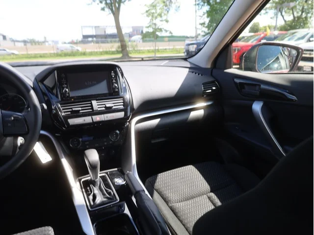 Nuevos MITSUBISHI ECLIPSE CROSS à Estados chez autogozo
