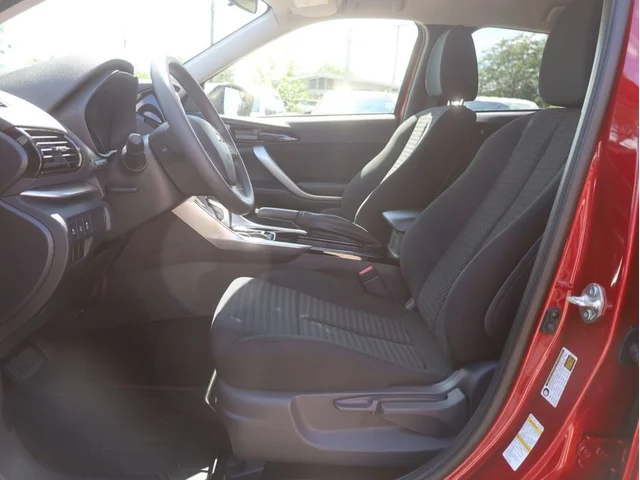 Nuevos MITSUBISHI ECLIPSE CROSS à Estados chez autogozo