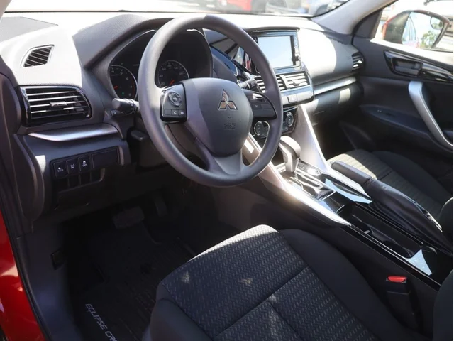 Nuevos MITSUBISHI ECLIPSE CROSS à Estados chez autogozo