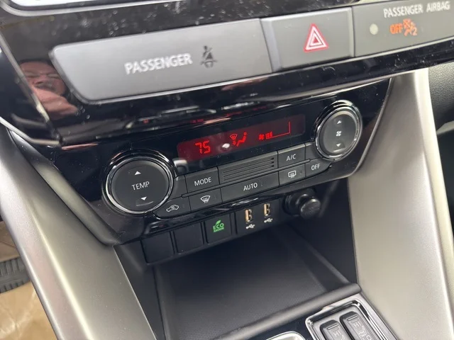 Nuevos MITSUBISHI ECLIPSE CROSS à Estados chez autogozo