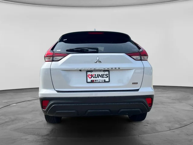 SEMINUEVOS MITSUBISHI Eclipse Cross a Estados en autogozo