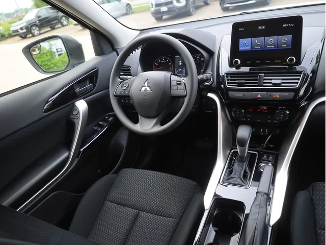 Nuevos MITSUBISHI ECLIPSE CROSS à Estados chez autogozo